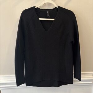 Athleta Hanover Refined V Neck Sweater Size XS Black‎ Merino Wool Cozy